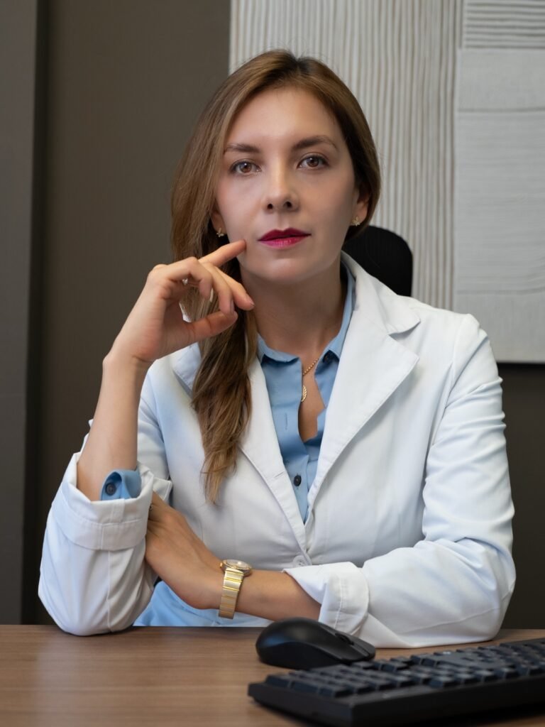 Dra. Verónica Núñez, médica ocupacional, magíster en Seguridad y Salud Ocupacional